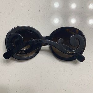 WOMENS PRADA SUNGLASSES